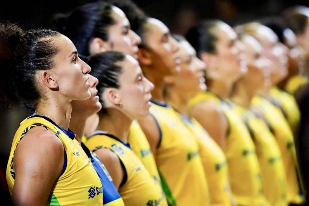 Fenerbahçe'yi yıkan haber: Yıldız oyuncunun menisküsünde yırtık çıktı 5
